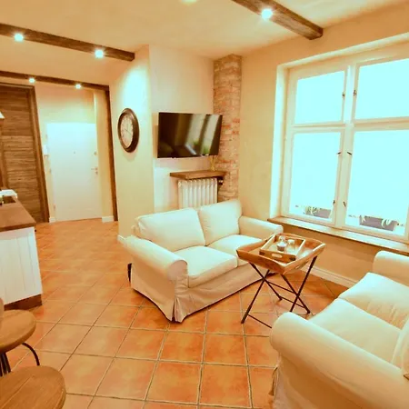 55m² 2 Slaapkamer, 1 Privé Badkamer In Stadscentrum Accommodatie bij particulieren Wrocław